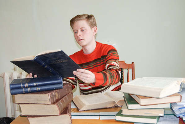 Много книг! Факультет филологии и медиакоммуникаций